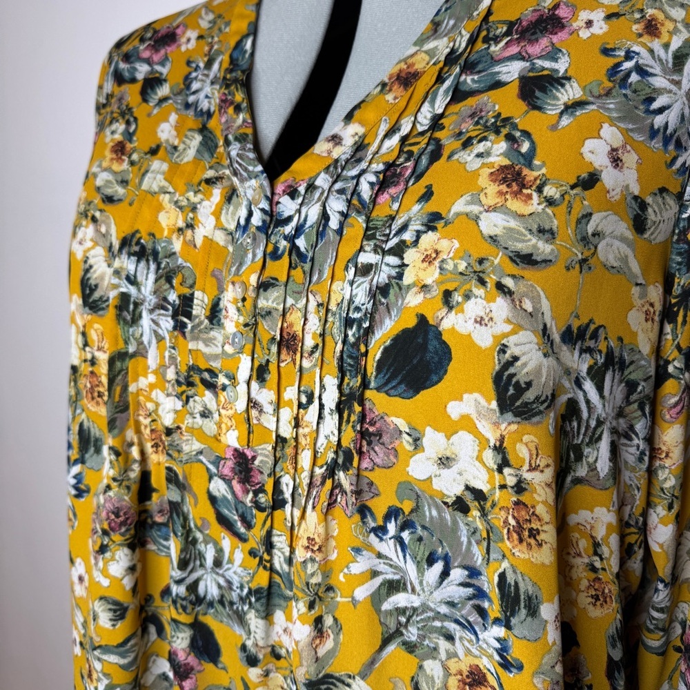 Rose & Olive Yellow Floral Blouse - Picture 2 of 5